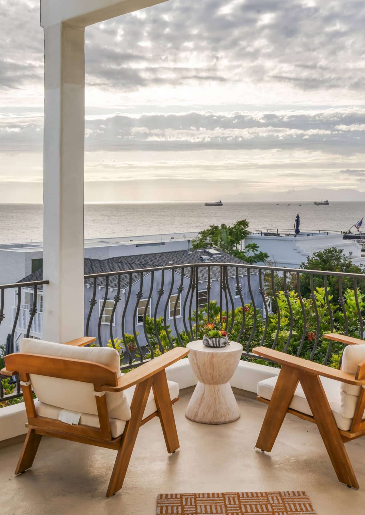 Ocean-view terrace