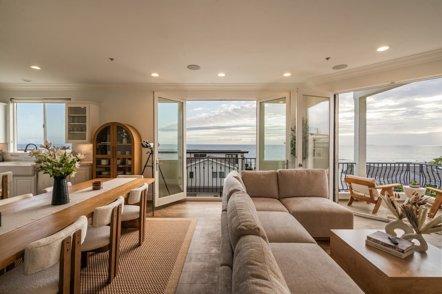 Golden Hour View interior